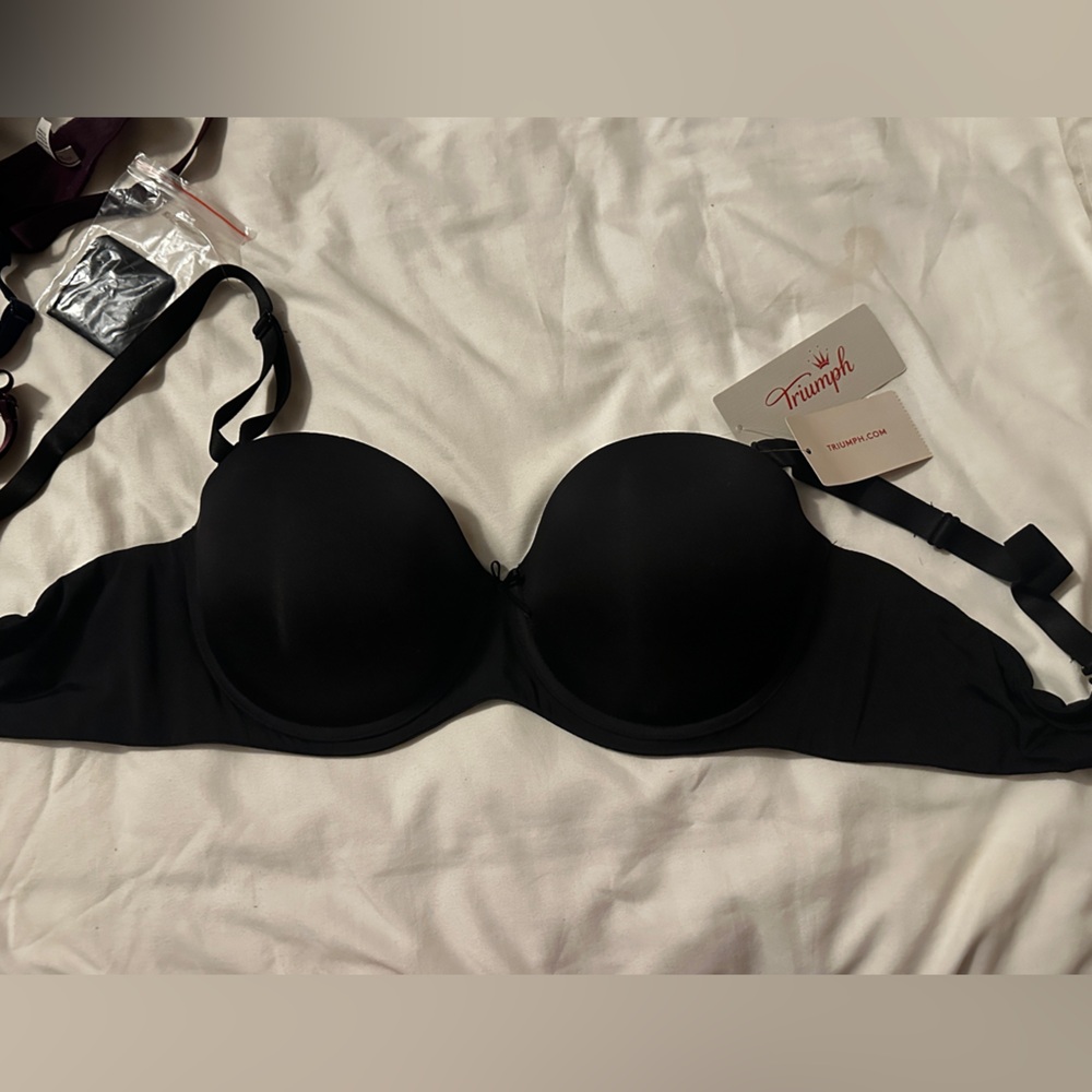 Triumph Elegant Black Strapless Bra